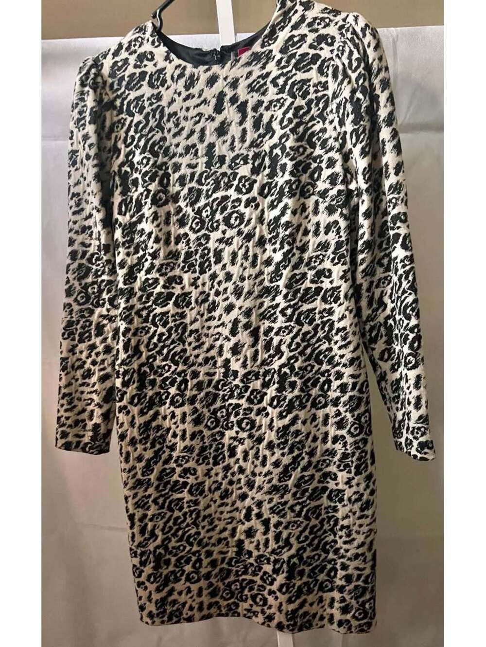 Vince Camuto 2 Leopard Print Long Sleeve Sheath Dress